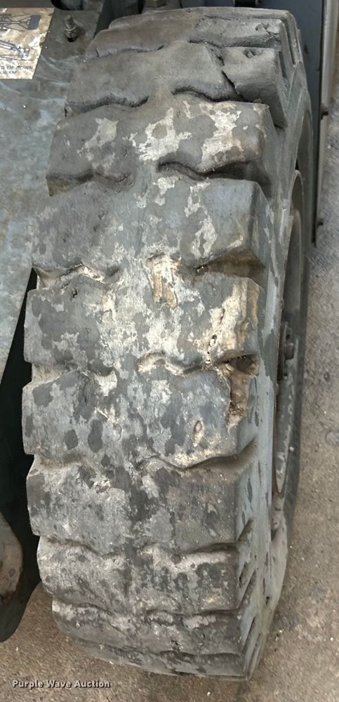 image for item EK4436 1999 Terex TA30N boom lift