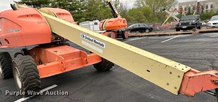 image for item EK4441 2006 JLG 400S boom lift