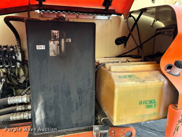 image for item EK4441 2006 JLG 400S boom lift