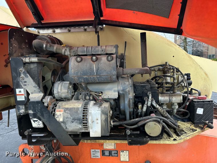 image for item EK4441 2006 JLG 400S boom lift