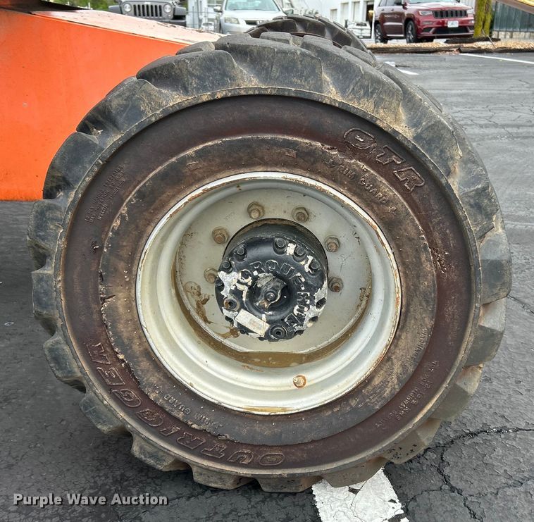 image for item EK4441 2006 JLG 400S boom lift