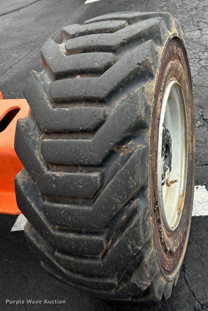 image for item EK4441 2006 JLG 400S boom lift