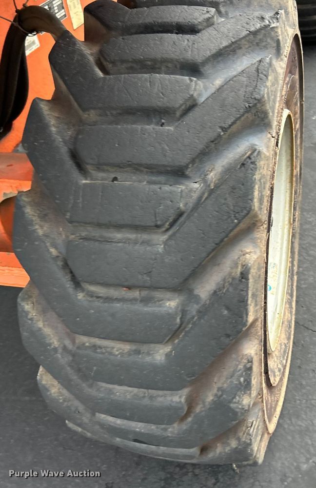 image for item EK4441 2006 JLG 400S boom lift