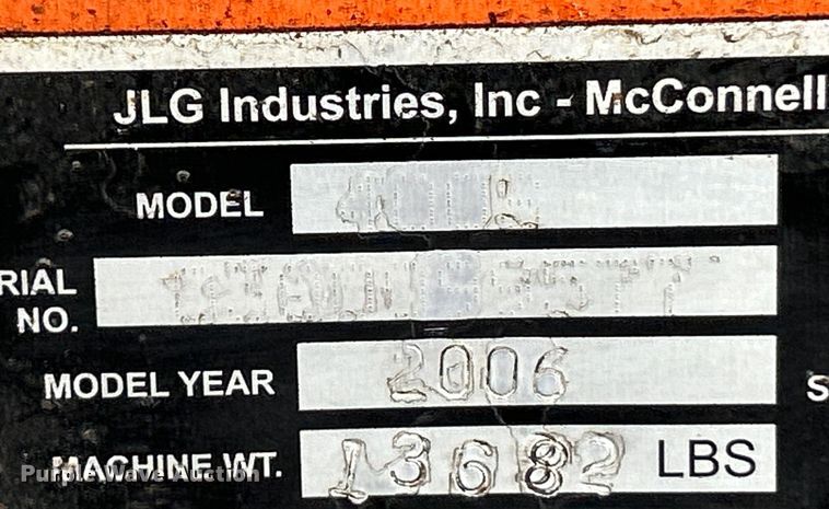 image for item EK4441 2006 JLG 400S boom lift