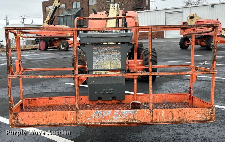 image for item EK4442 2006 JLG 600S boom lift