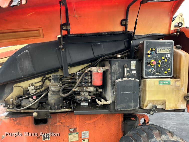 image for item EK4442 2006 JLG 600S boom lift