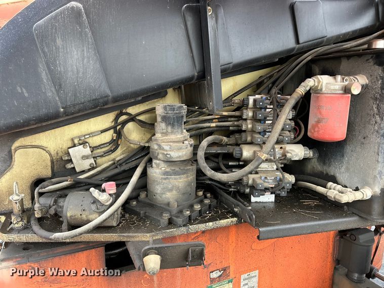 image for item EK4442 2006 JLG 600S boom lift