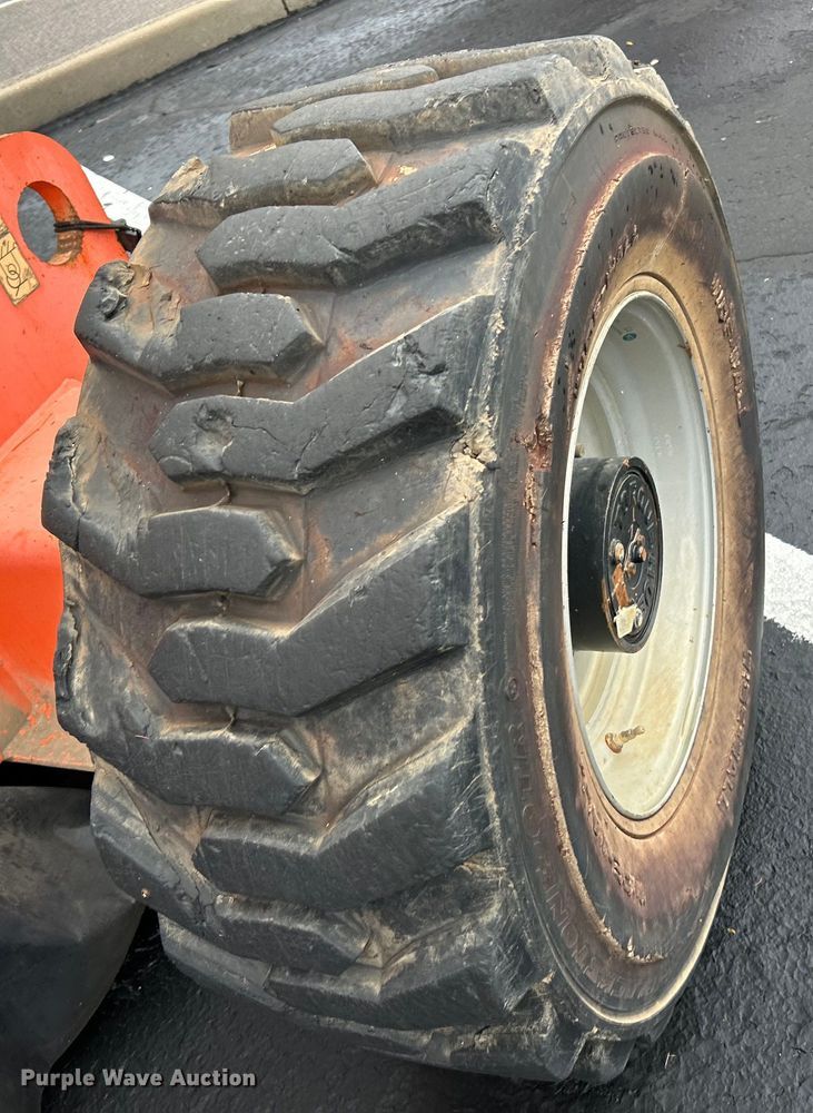 image for item EK4442 2006 JLG 600S boom lift