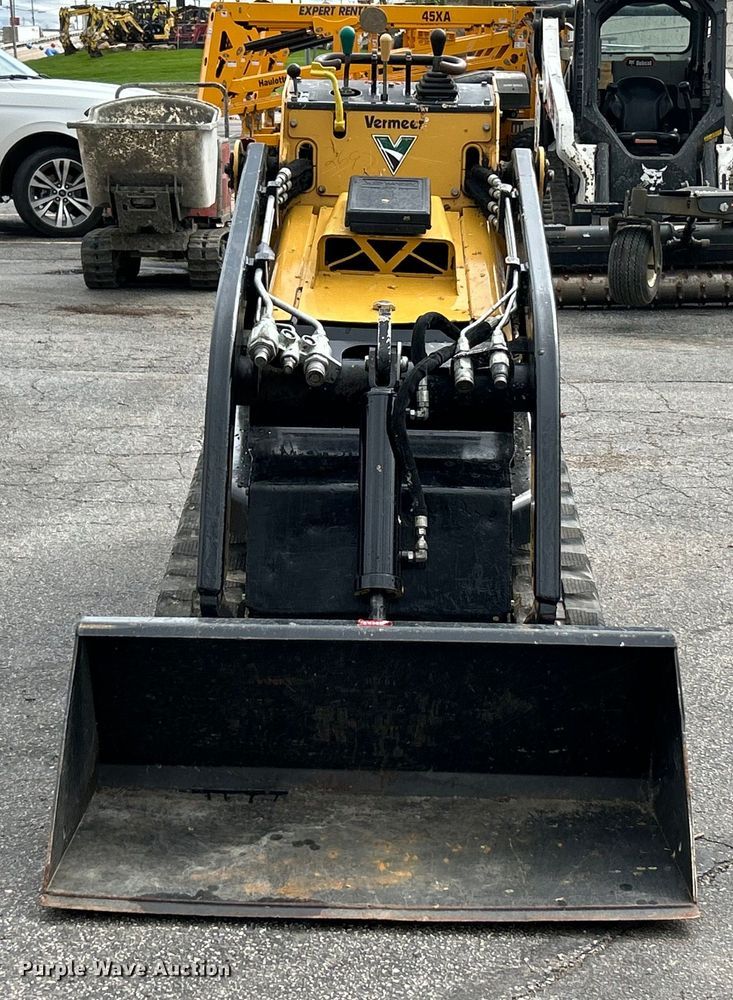 image for item EK4444 2020 Vermeer S925TX compact utility loader