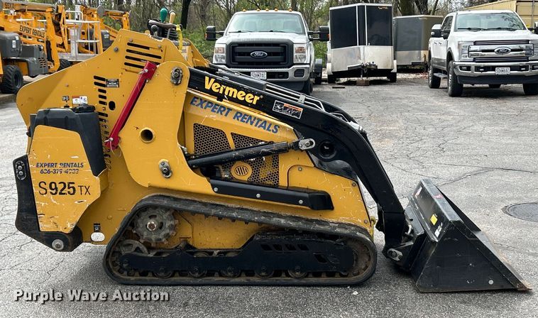 image for item EK4444 2020 Vermeer S925TX compact utility loader