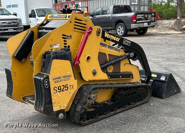 image for item EK4444 2020 Vermeer S925TX compact utility loader