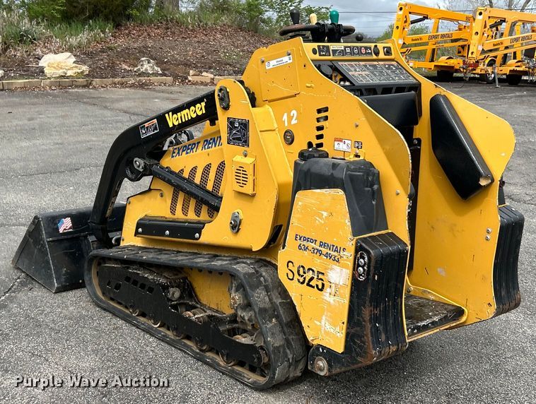 image for item EK4444 2020 Vermeer S925TX compact utility loader