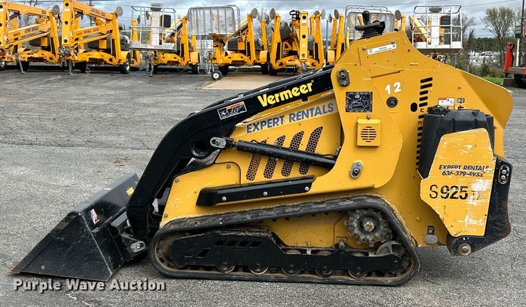 image for item EK4444 2020 Vermeer S925TX compact utility loader