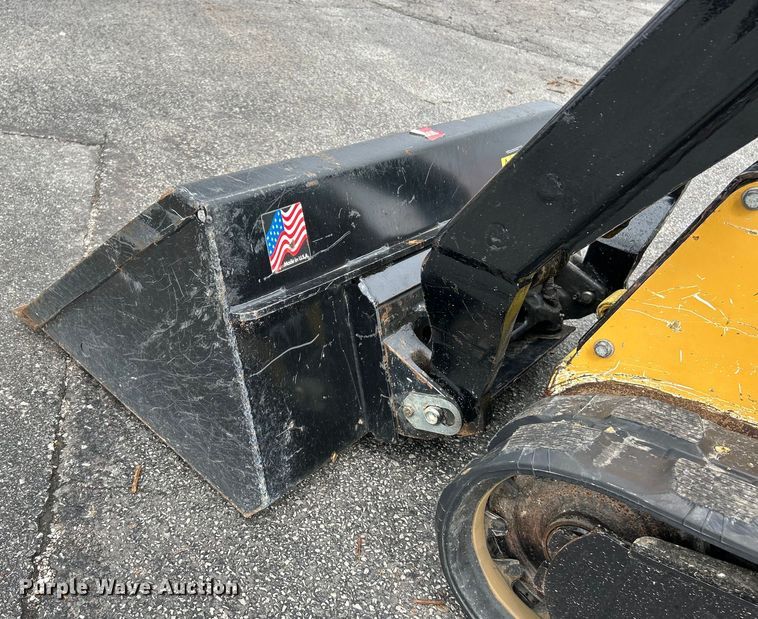 image for item EK4444 2020 Vermeer S925TX compact utility loader