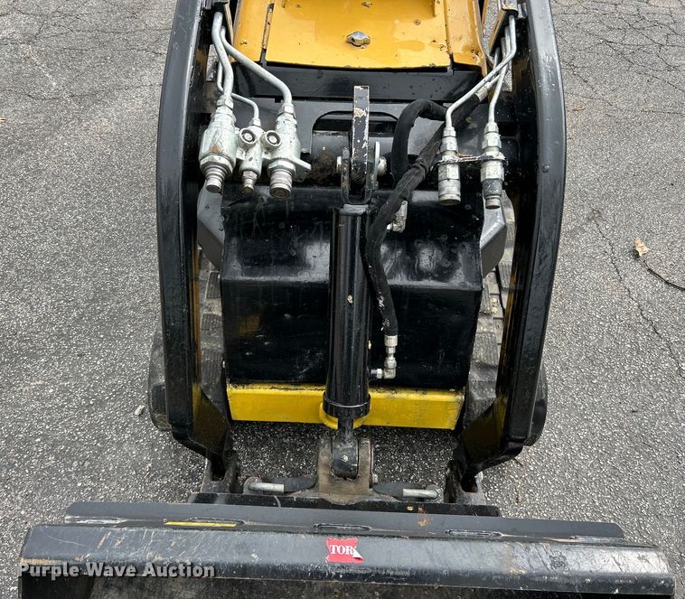 image for item EK4444 2020 Vermeer S925TX compact utility loader