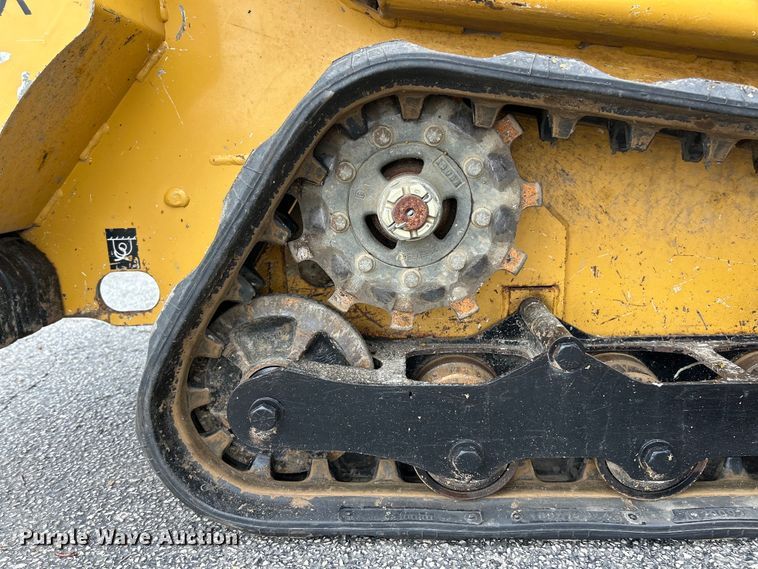 image for item EK4444 2020 Vermeer S925TX compact utility loader