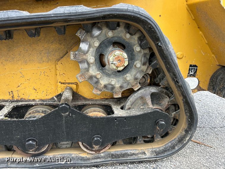 image for item EK4444 2020 Vermeer S925TX compact utility loader