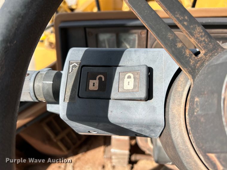 image for item EK4469 1994 Caterpillar  928F wheel loader