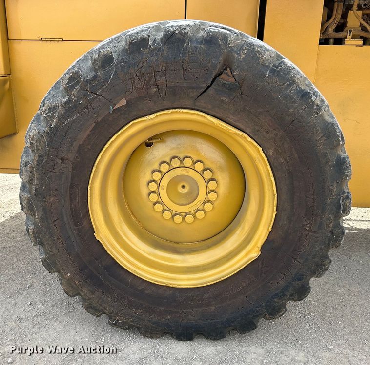 image for item EK4469 1994 Caterpillar  928F wheel loader
