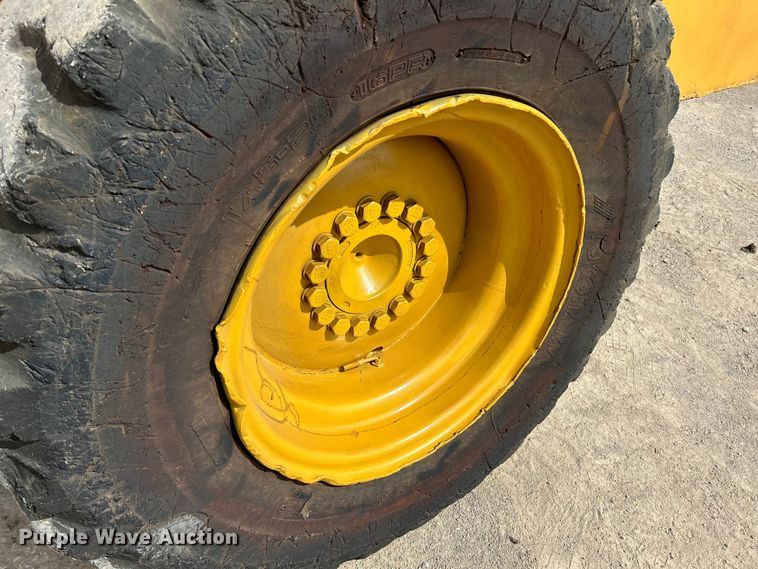 image for item EK4469 1994 Caterpillar  928F wheel loader