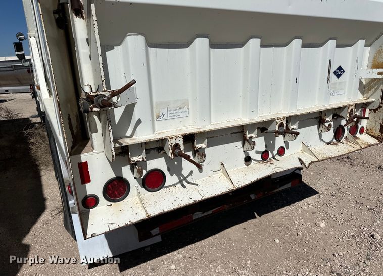 image for item IB9388 2016 Autocar Xpeditor refuse truck