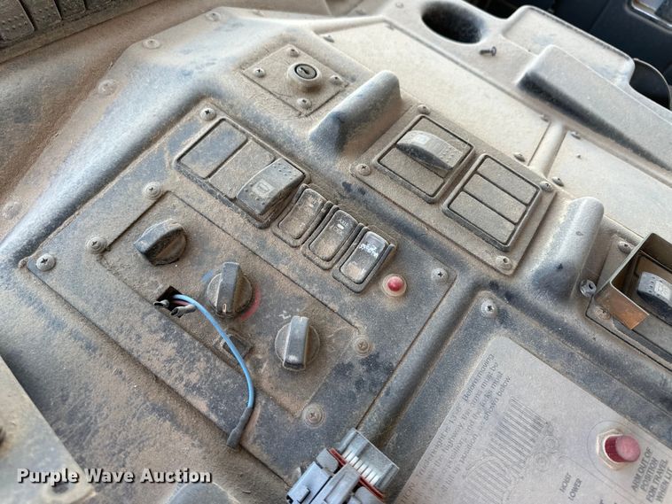 image for item IB9388 2016 Autocar Xpeditor refuse truck