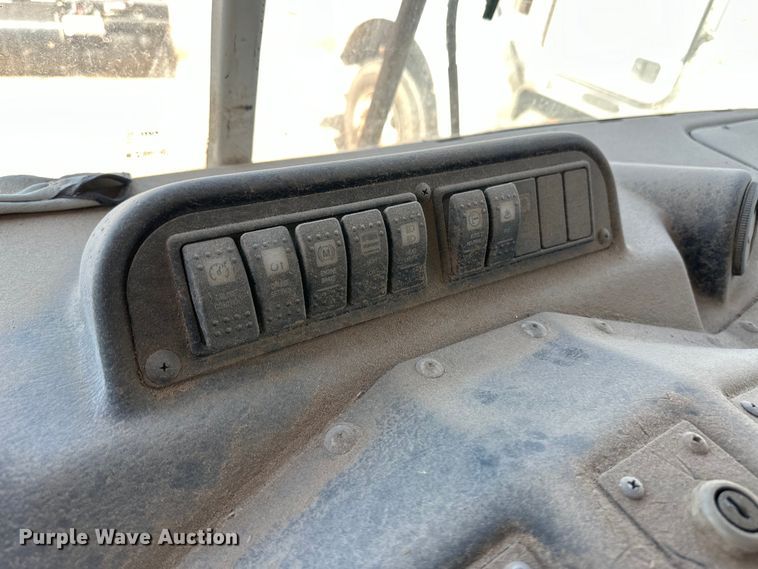 image for item IB9388 2016 Autocar Xpeditor refuse truck