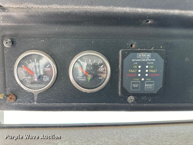 image for item IB9388 2016 Autocar Xpeditor refuse truck