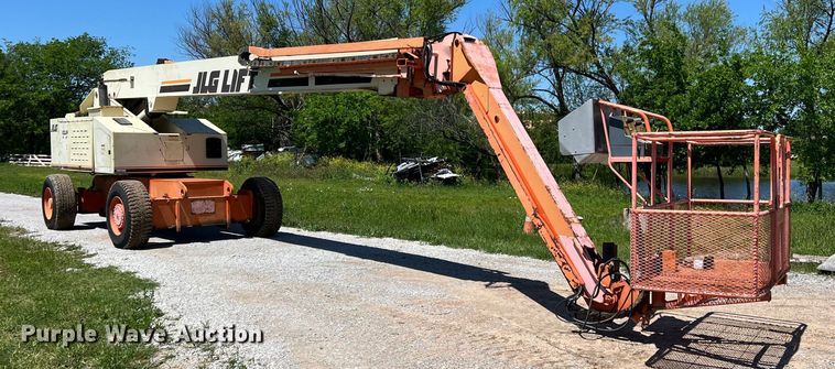 image for item JS9956 1992 JLG 110HX boom lift