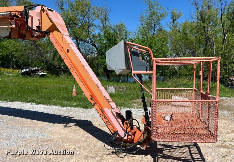 image for item JS9956 1992 JLG 110HX boom lift