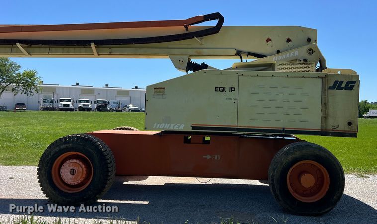 image for item JS9956 1992 JLG 110HX boom lift