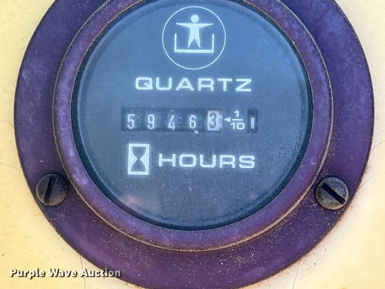 image for item JS9956 1992 JLG 110HX boom lift