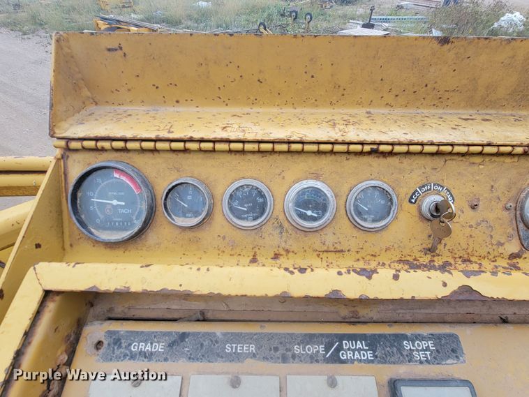 image for item JW9644 Gomaco 8500B trimmer