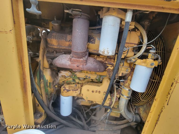 image for item JW9644 Gomaco 8500B trimmer