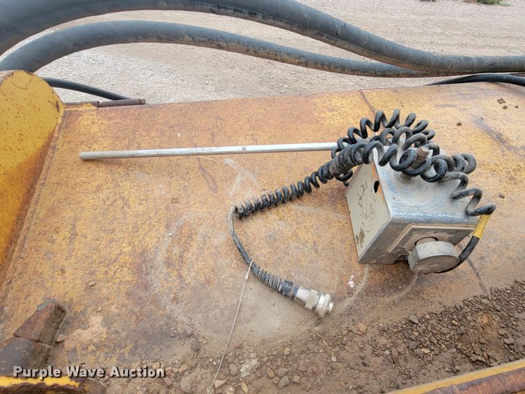 image for item JW9644 Gomaco 8500B trimmer