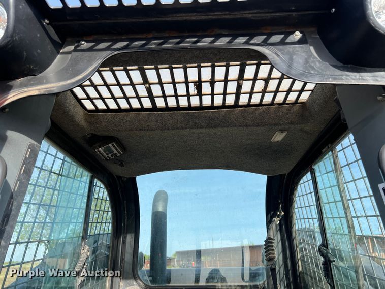 image for item KV9770 2016 New Holland  C238 tracked skid steer loader