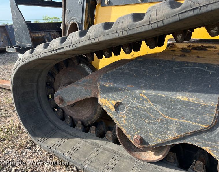 image for item KV9770 2016 New Holland  C238 tracked skid steer loader