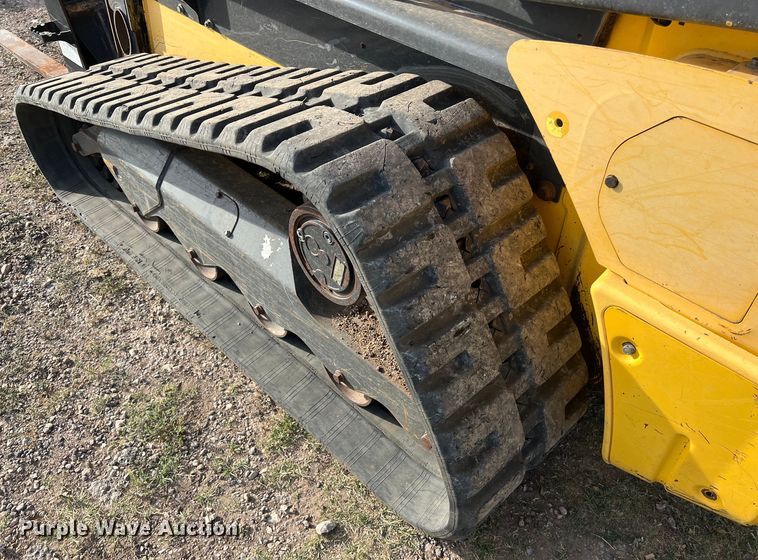 image for item KV9770 2016 New Holland  C238 tracked skid steer loader