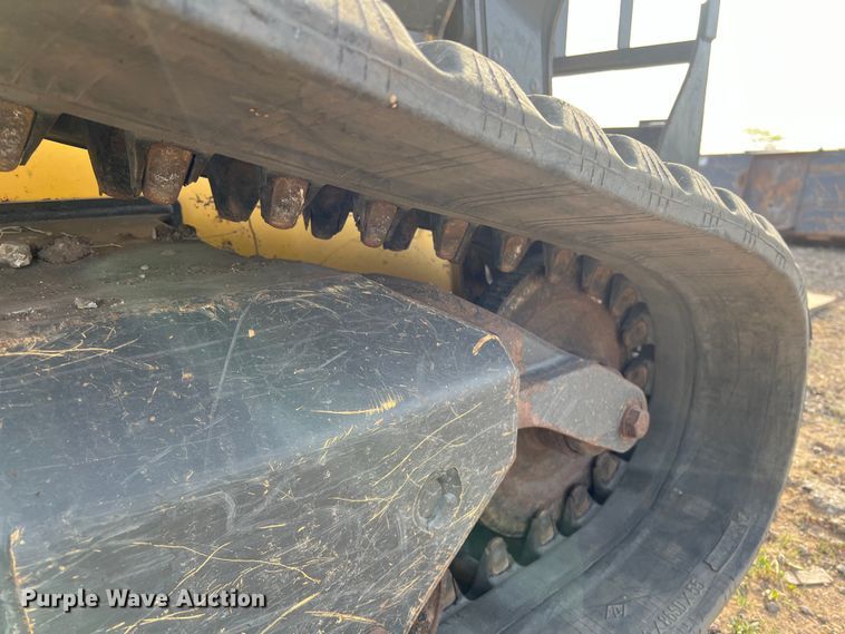 image for item KV9770 2016 New Holland  C238 tracked skid steer loader