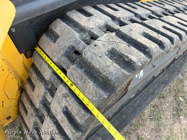 image for item KV9770 2016 New Holland  C238 tracked skid steer loader