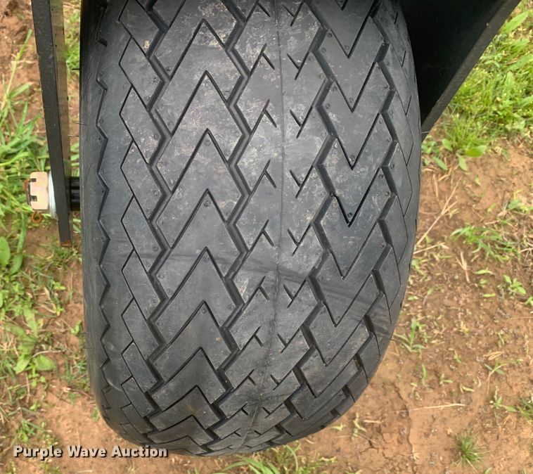 image for item KX9975 2023 Landhonor GM-12-96W skid steer grader