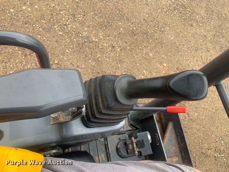 image for item KX9978 2020 Kubota U25 mini excavator