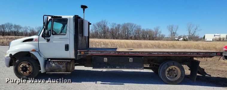 image for item LC9936 2007 International  4300 dump flatbed truck