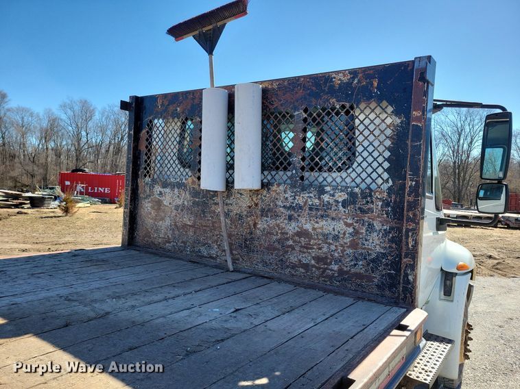 image for item LC9936 2007 International  4300 dump flatbed truck