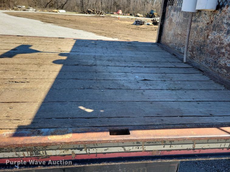 image for item LC9936 2007 International  4300 dump flatbed truck