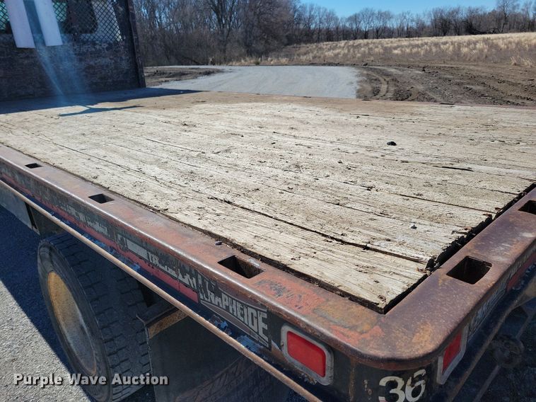 image for item LC9936 2007 International  4300 dump flatbed truck