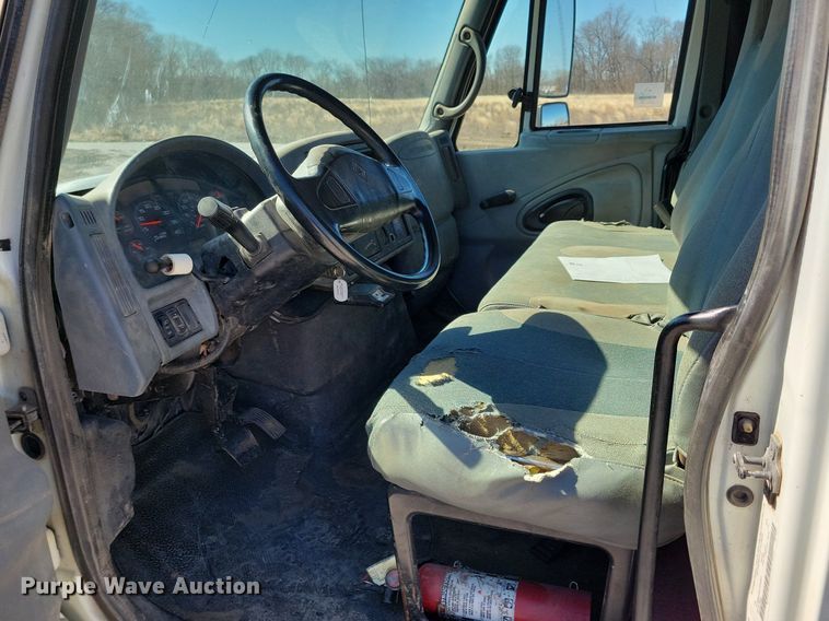 image for item LC9936 2007 International  4300 dump flatbed truck