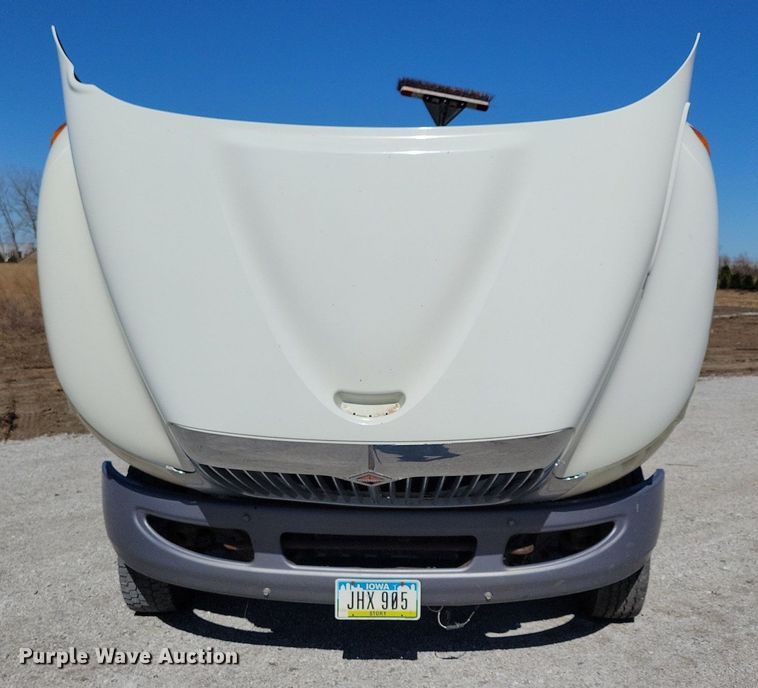 image for item LC9936 2007 International  4300 dump flatbed truck