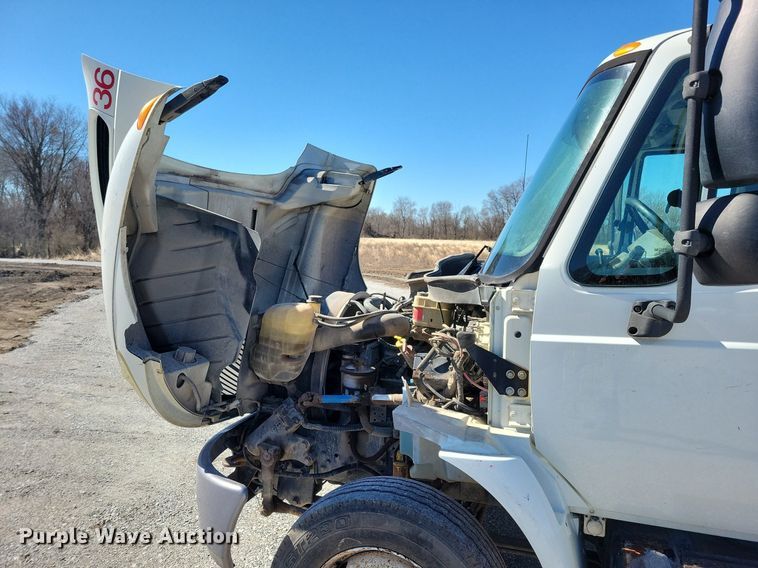 image for item LC9936 2007 International  4300 dump flatbed truck