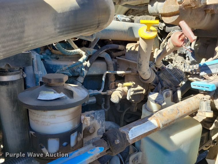 image for item LC9936 2007 International  4300 dump flatbed truck